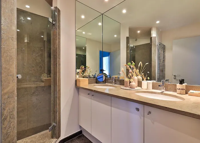 Lägenhet Centre St Tropez - 2 Pieces -clim Piscine Parking *